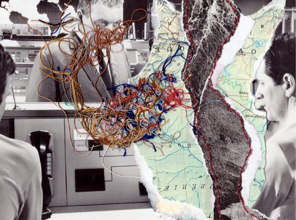 collage. Photo noir et blanc d'un homme dans un environnement de machines, cables en couleurs.